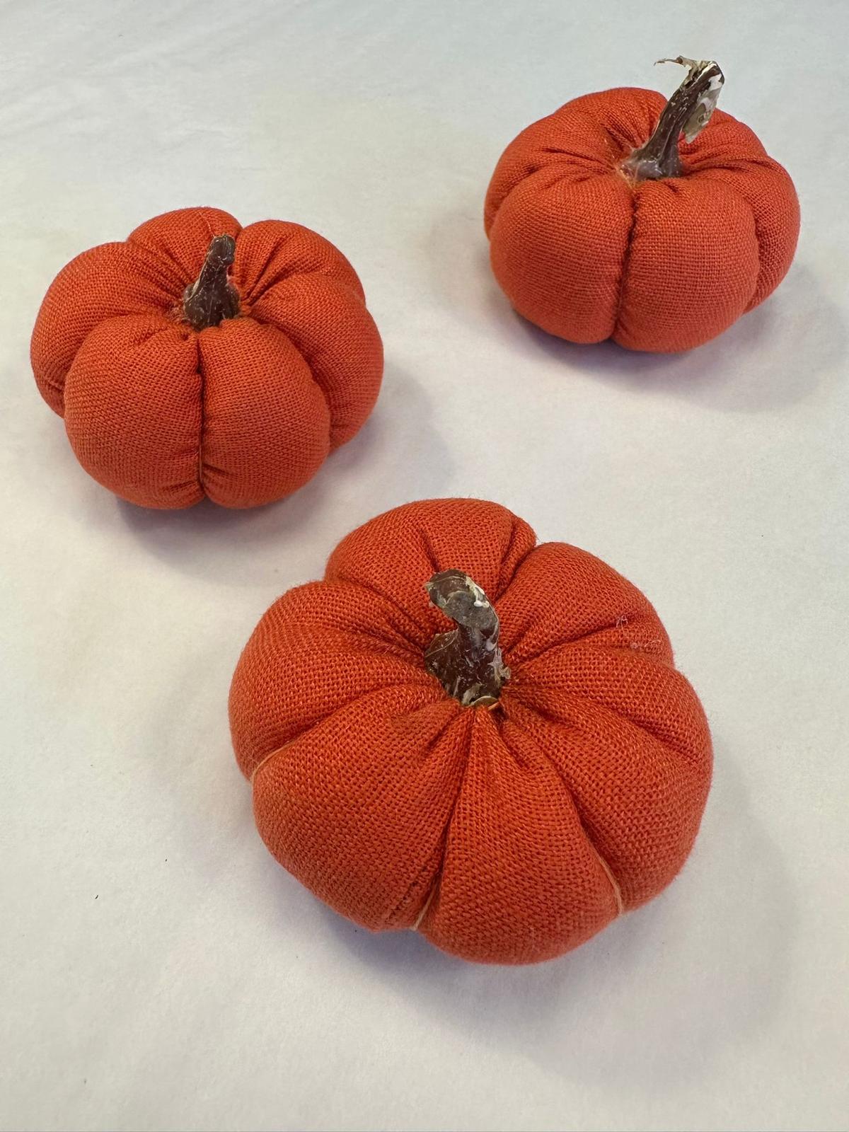 Set Of 3 Orange Pumpkins