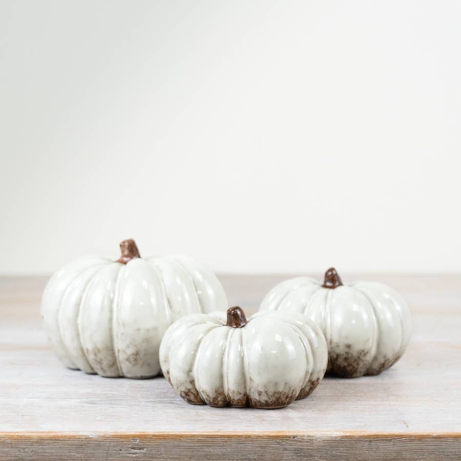White Pumpkin Squatted Ornament