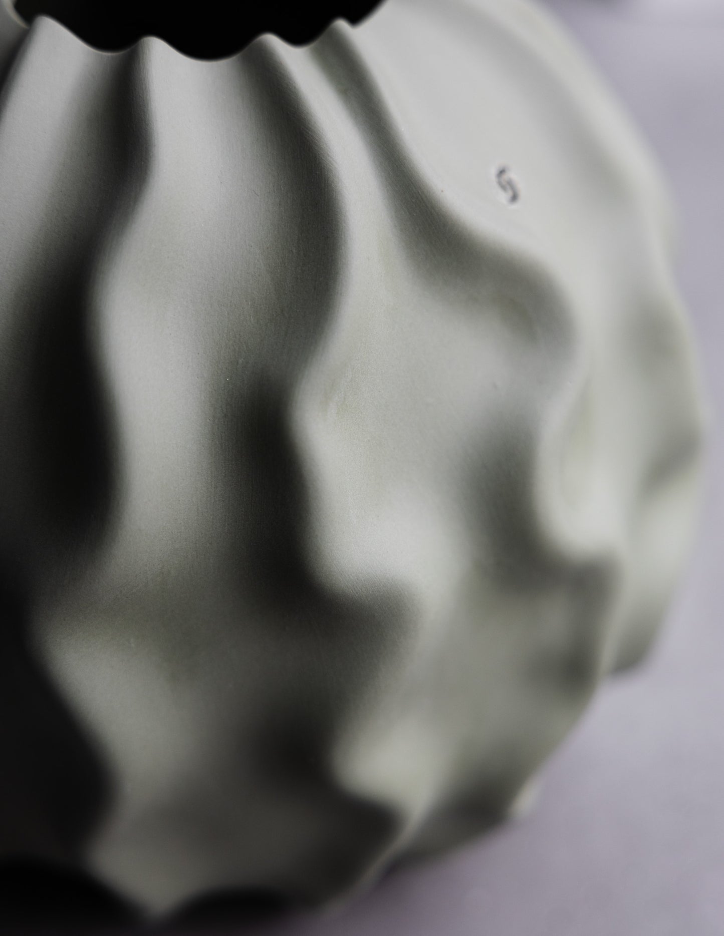 Matte Green Wave Ball Vase