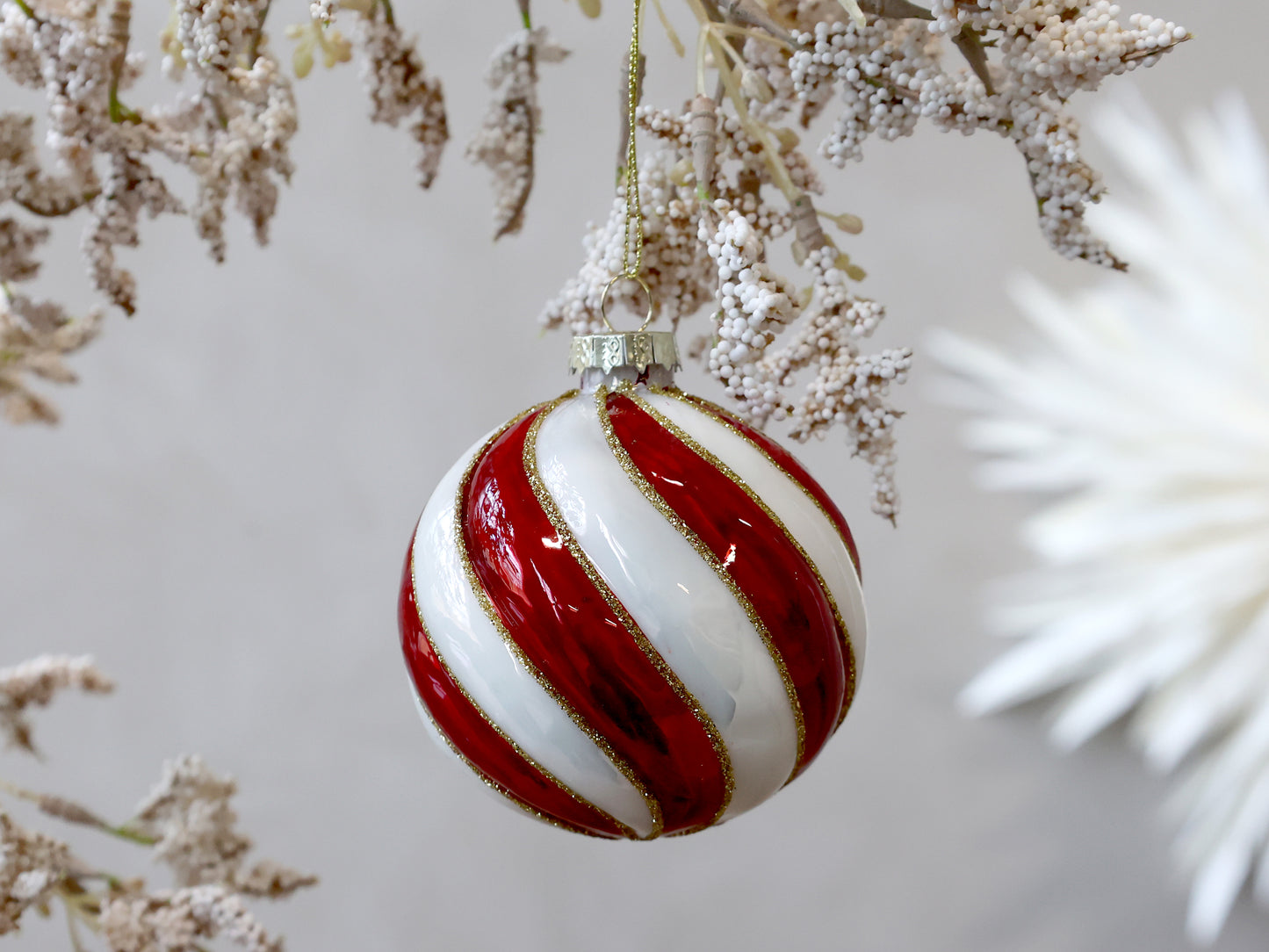 Red & White Swirl Bauble