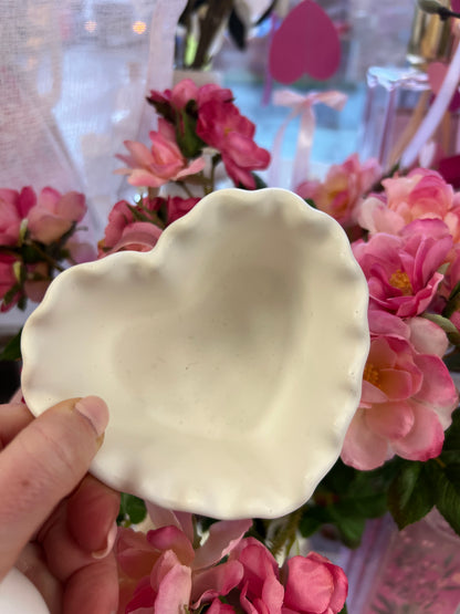 Ruffle Wave Heart Stoneware Dish
